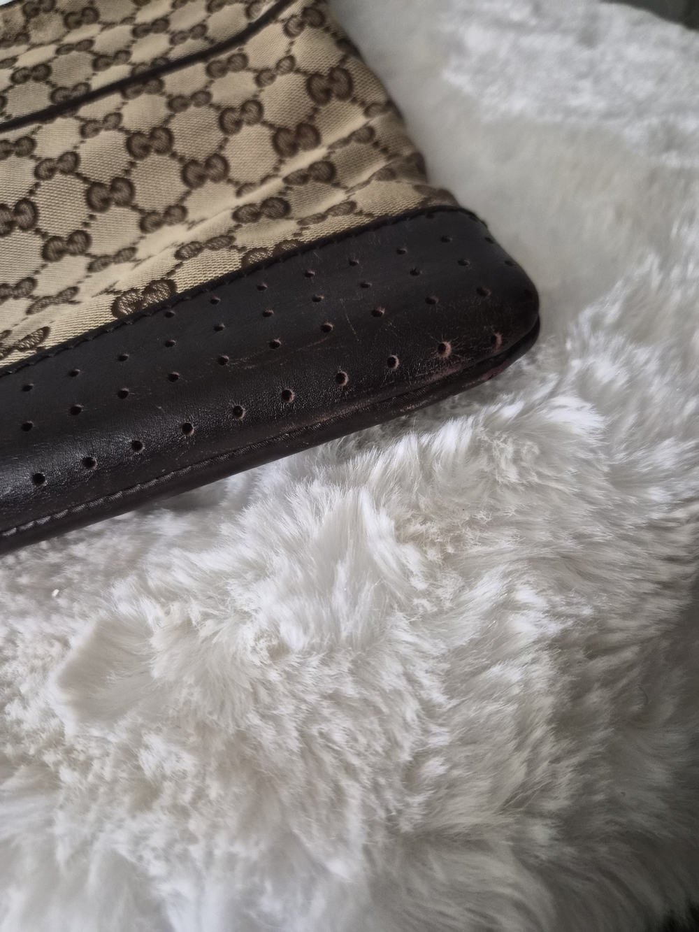 PROJECT... Gucci Beige/Brown Monogram Crossbody Bag - Picture 6 of 16